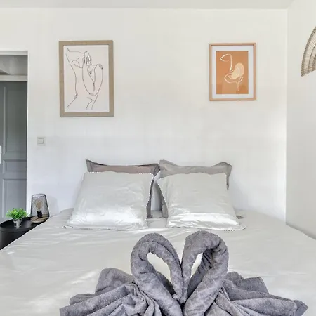 Le Queen - Wifi - Parking Gratuit - Climatisation - Central - Tout Equipee Carcassonne Esterno foto