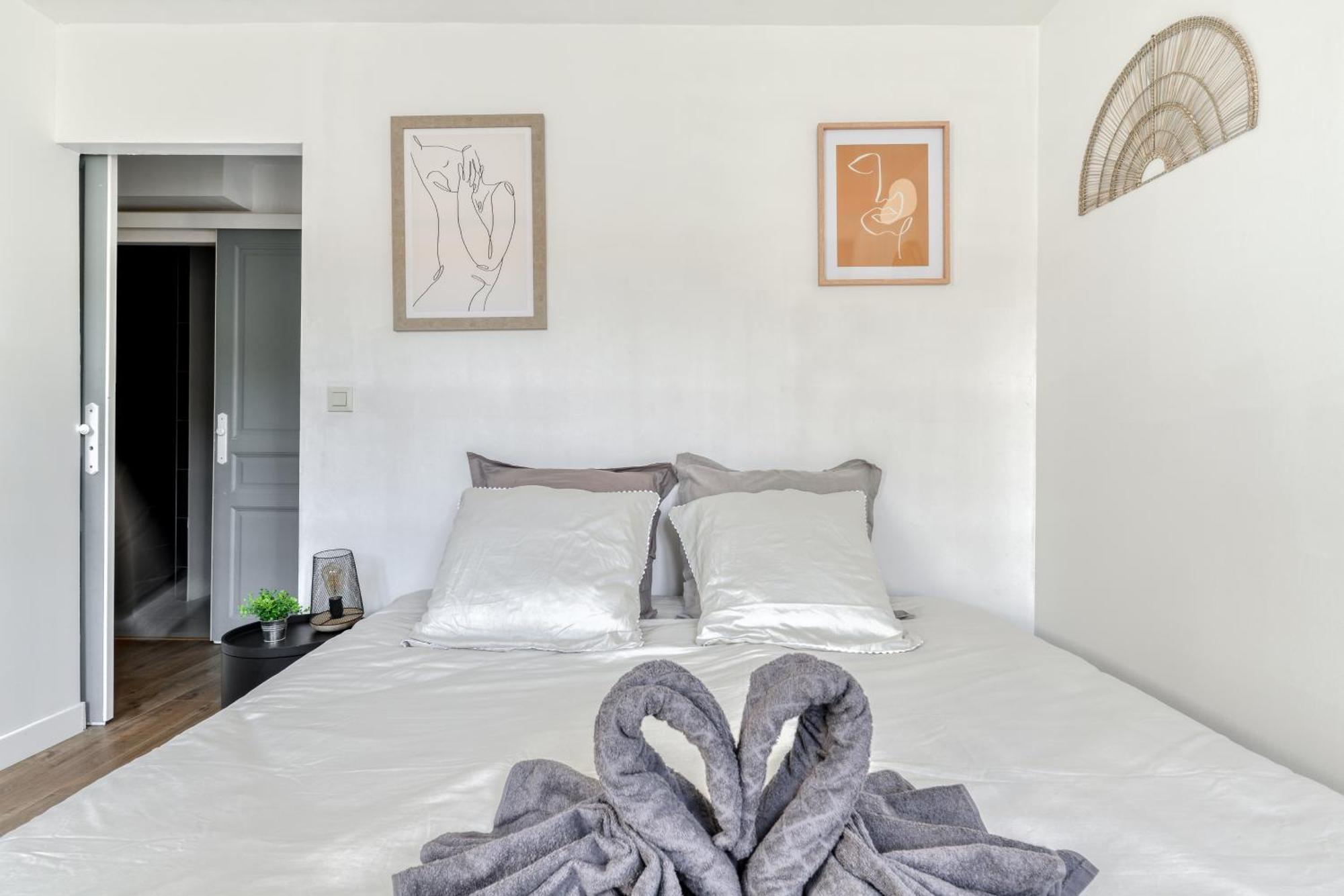 Apartment Le Queen - Wifi - Parking Gratuit - Climatisation - - Equipee *