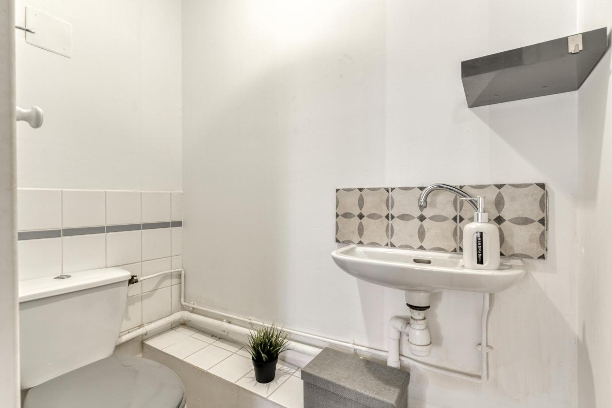 Le Queen - Wifi - Parking Gratuit - Climatisation - - Equipee Apartment Carcassonne